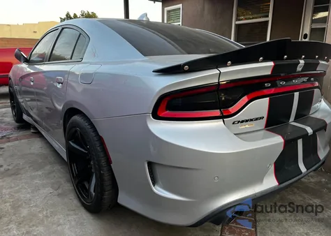 2020 Dodge Charger Scat Pack z USA, uszkodzony, nr VIN 2C3CDXGJ4LH157608